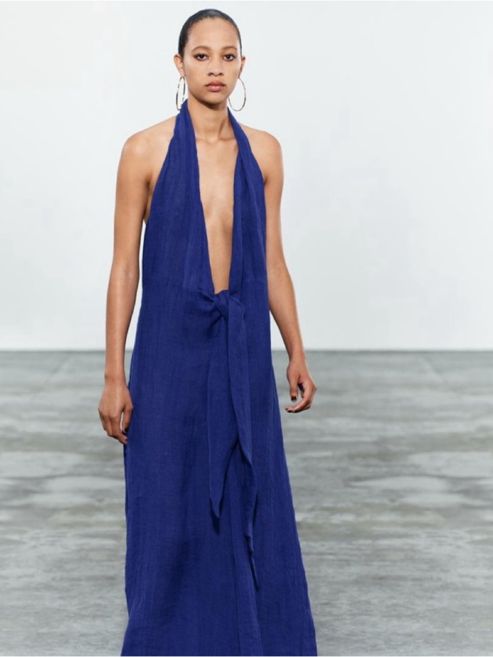 Zara Women's Royal Blue Halter Tie-Front Linen Maxi Dress - Picture 2 of 10